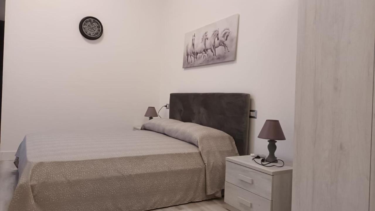 La Laguna Rooms SantʼAntìoco المظهر الخارجي الصورة