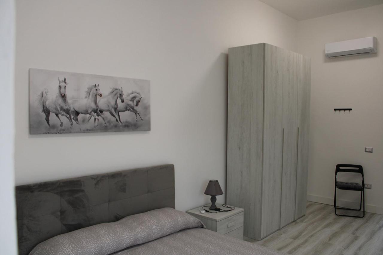 La Laguna Rooms SantʼAntìoco المظهر الخارجي الصورة